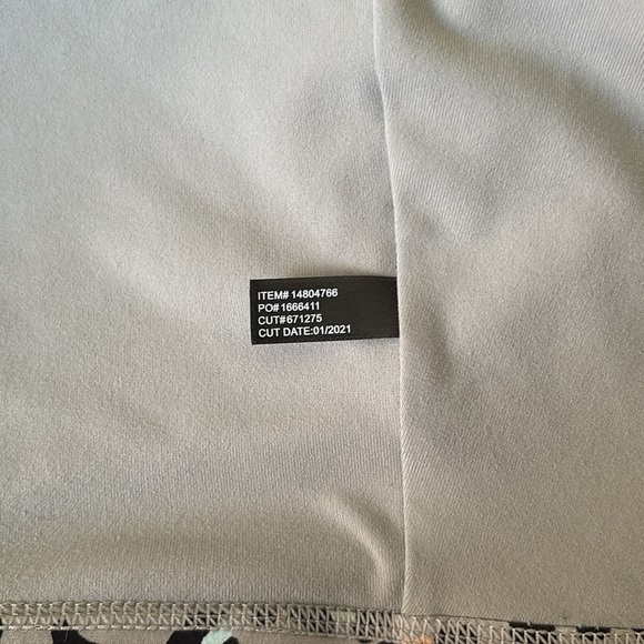 torrid | Women's Low-Impact Wireless Zip-Front Active Sports Bra Size 3X - Picture 9 of 10